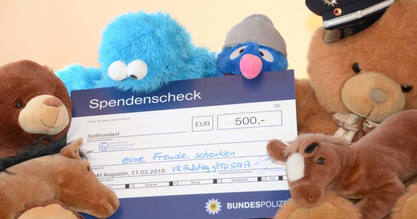 BPOL NRW: Kommissare spenden für Kinder