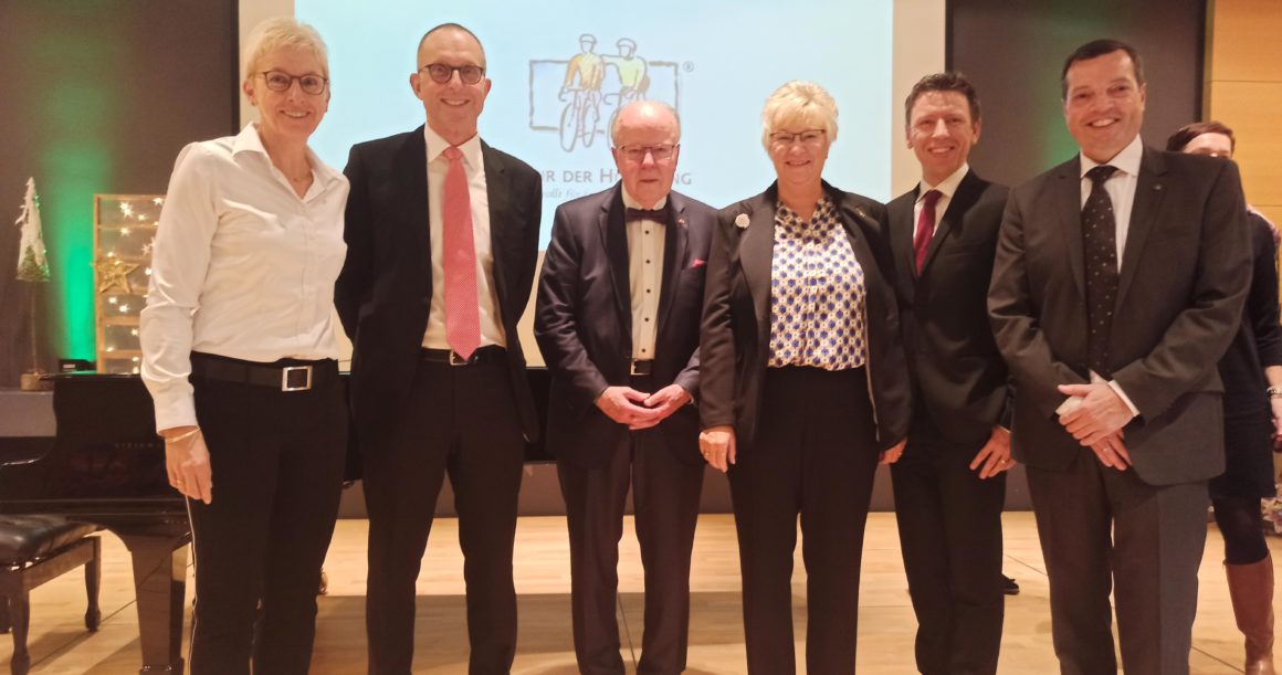 Tour der Hoffnung feierliche Spendenübergabe am 30.11.2019 in Gießen