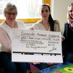 Amazon Goes Gold: Mitarbeiter im Pyjama sammeln mehr als 4226,- Euro für die EKKK