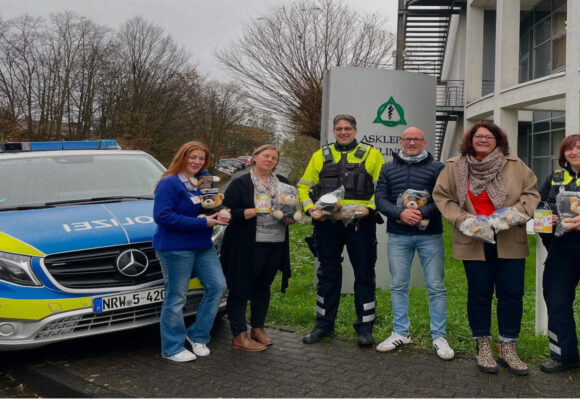 Spende der Polizei und Podcast Zuhörern